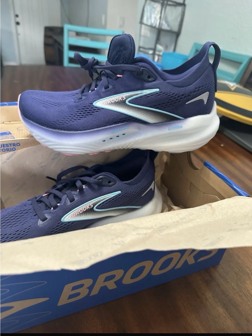 Brooks Women’s Purple Athletic Running Shoes with Light Blue Accents